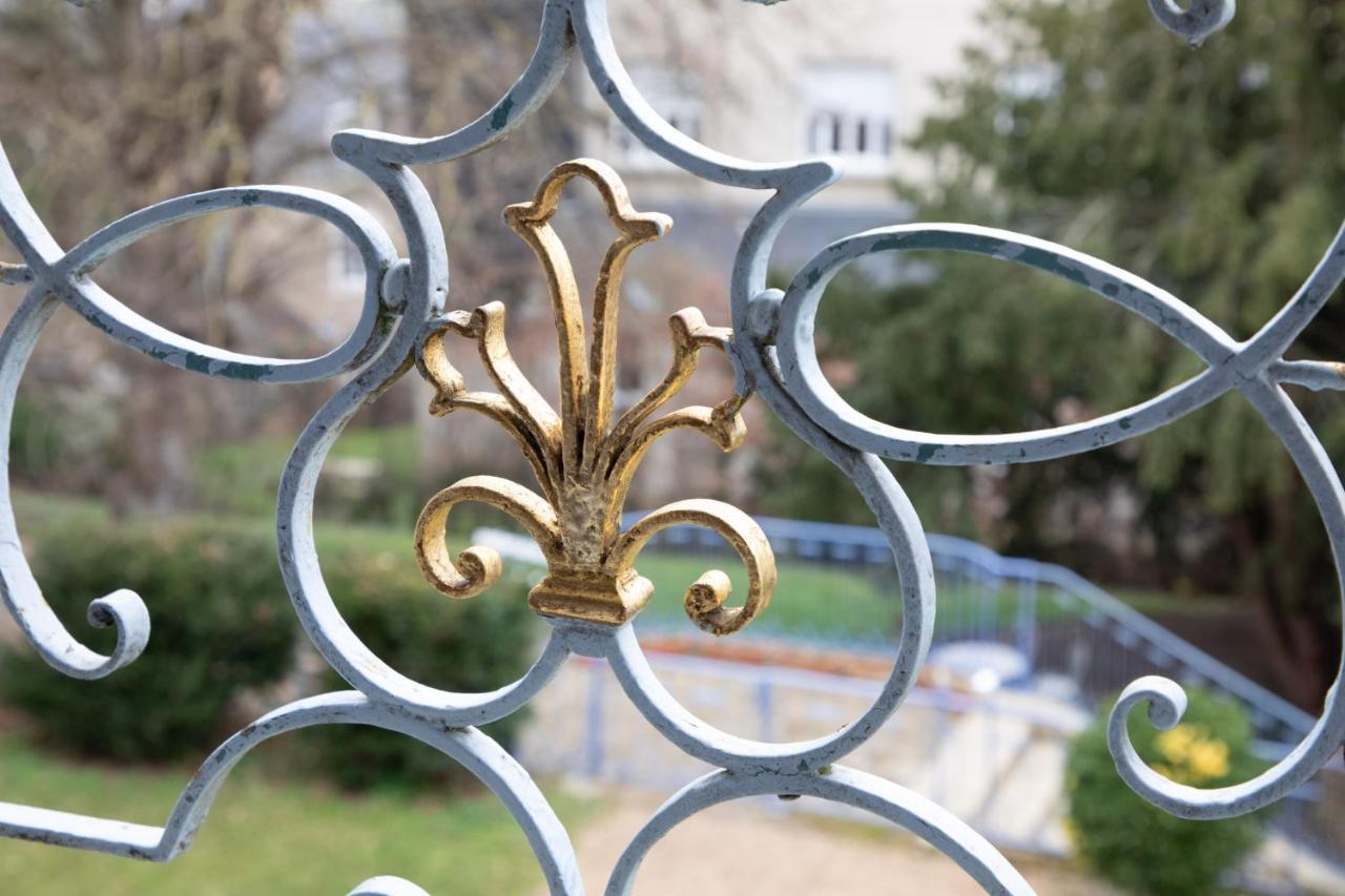 Demeure Jousset Des Berries Apartamento Le Mans Exterior foto