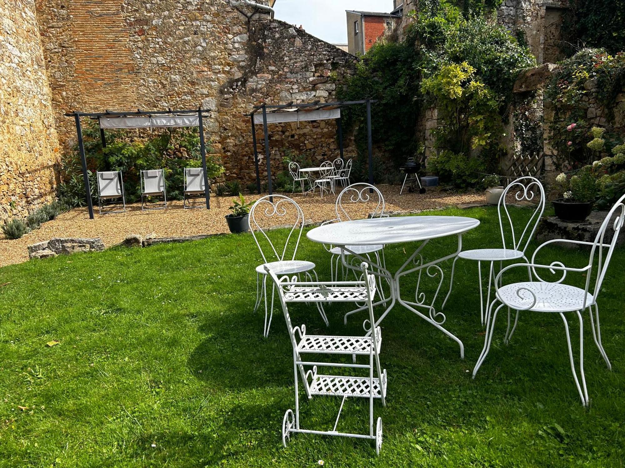 Demeure Jousset Des Berries Apartamento Le Mans Exterior foto